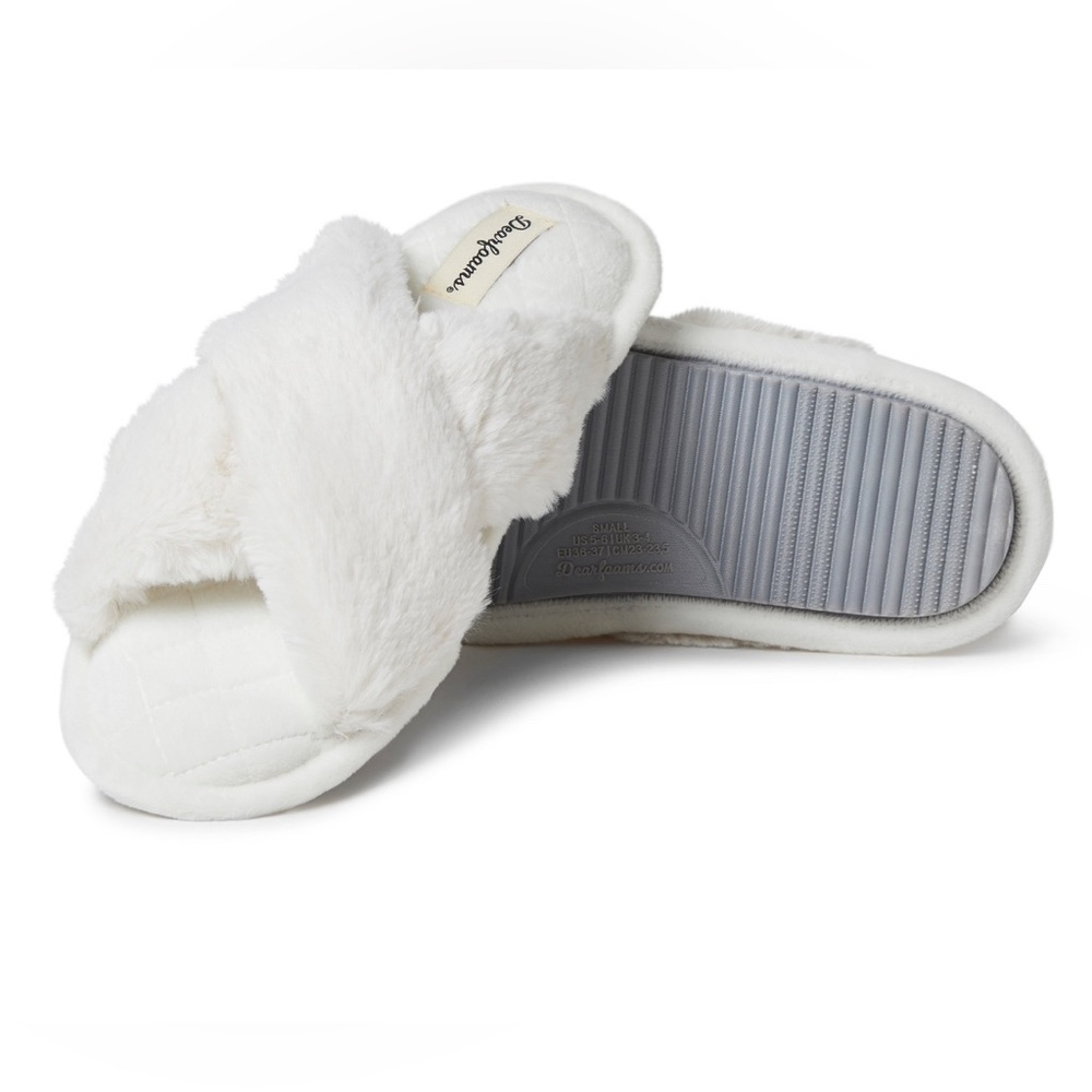 White Dearfoam Slippers - Size M (7/8)